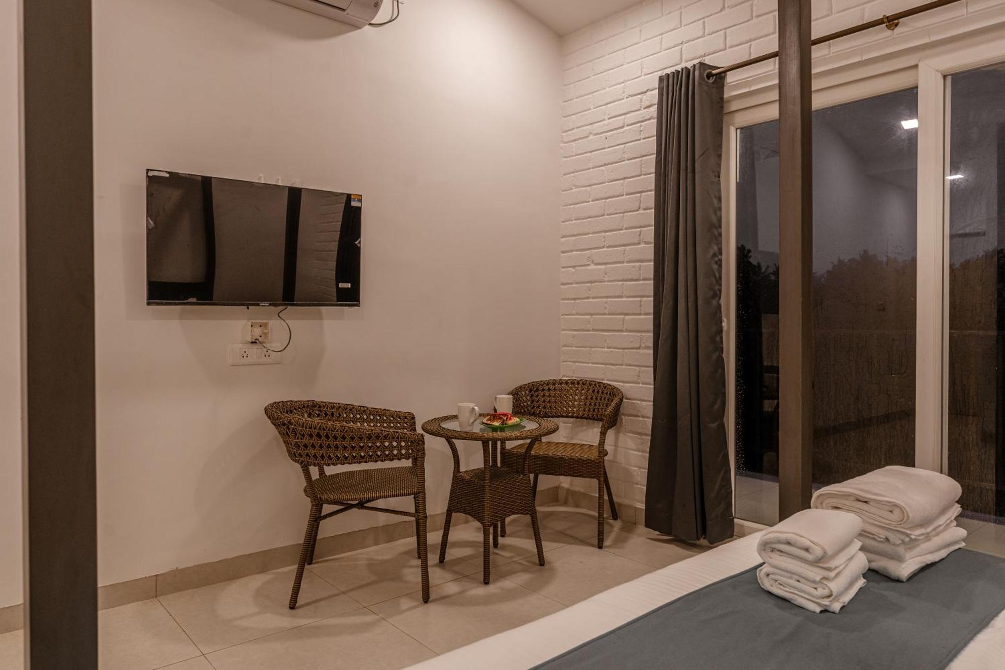 Downtown Arambol - The River Side Hostel Экстерьер фото